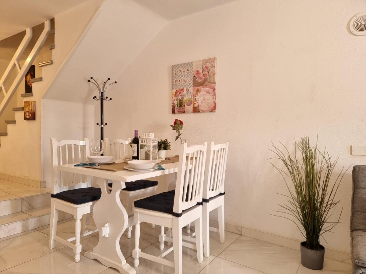 Duplex Apartment Vistamar, Sea-View, Heated Pool In Parque Santiago 2, Wifi Плая-де-лас-Америкас Экстерьер фото